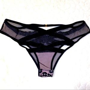 XS VS V-String Very Sexy Thong Panty